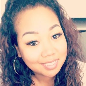 Meet your Posher, Lydia